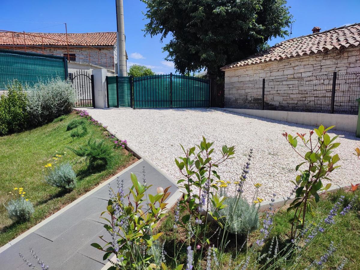 Villa Lita Pazin Exterior photo
